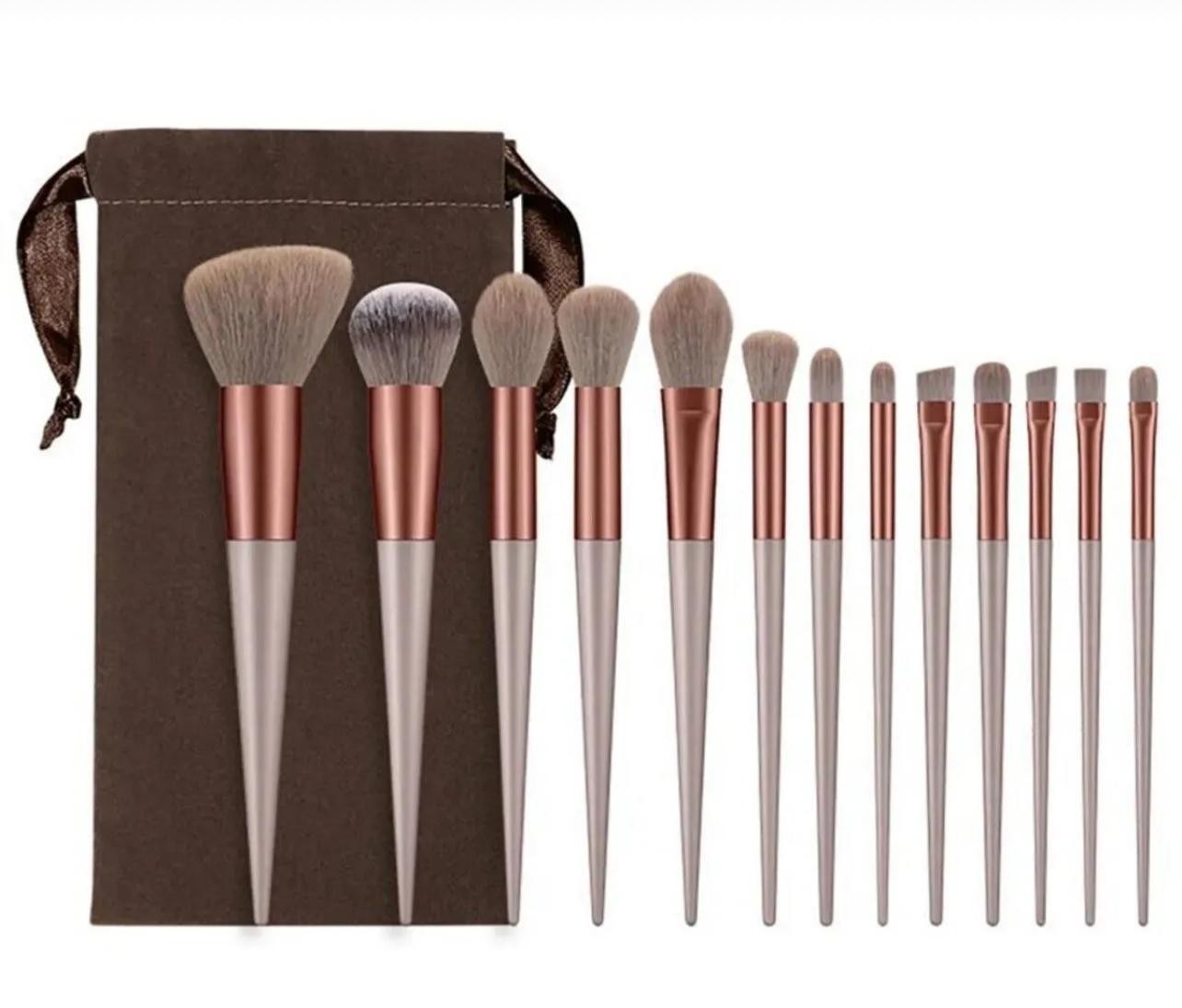 makeup brush